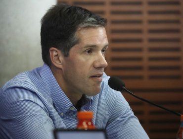 Michael Clark se opone a que la U juegue la Supercopa el domingo 14 si es que avanza en la Sudamericana