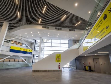 Inauguran renovado Terminal Nacional del Aeropuerto de Santiago: permitirá recibir a 20 millones de pasajeros al año