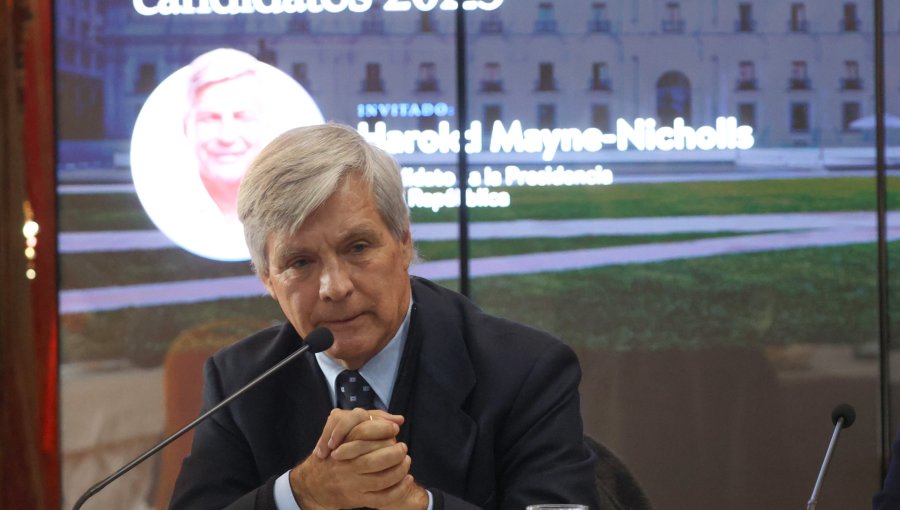 Harold Mayne-Nicholls pone foco en seguridad y critica la permisología en su debut en conversatorios presidenciales