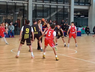 Instituto Abdón Cifuentes y Patmos avanzaron a semifinales masculinas de final nacional de los Juegos Deportivos Escolares