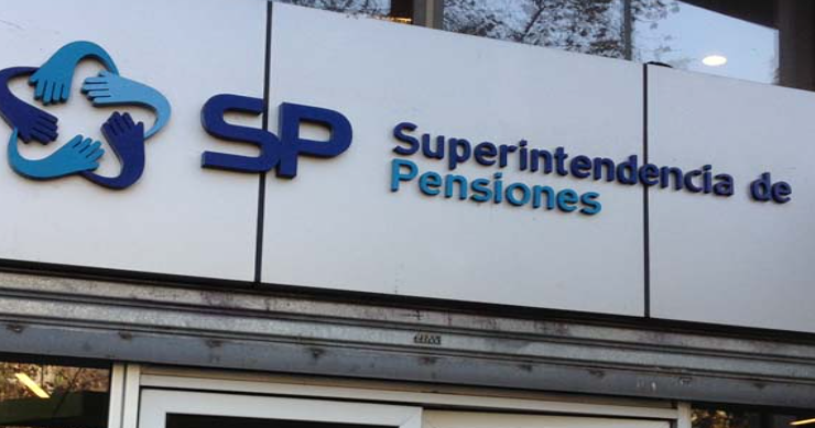 Superintendencia de Pensiones multa a las siete AFP por incumplimientos en el pago a interconsultores