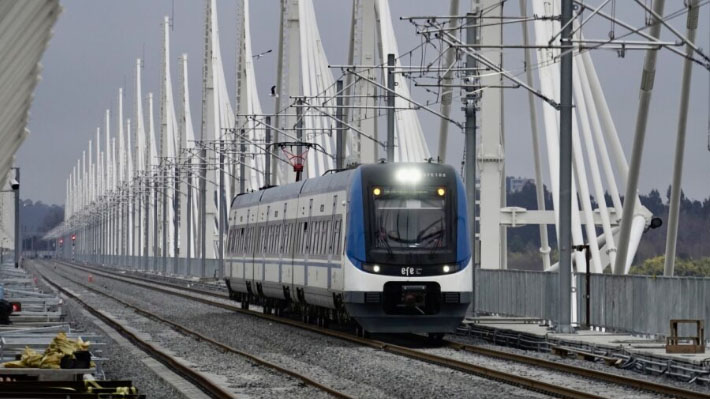 Falla en el Biotren: Evacuan a 250 pasajeros del servicio Coronel-Concepción por problema eléctrico