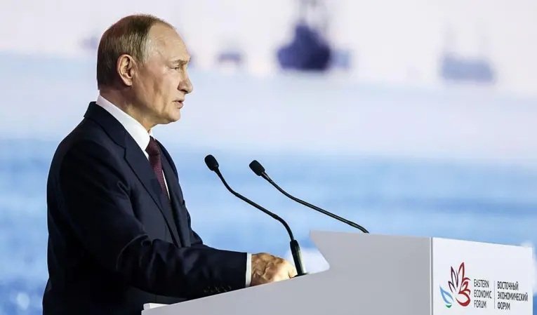 Putin dice que si los países europeos mandan tropas a Ucrania estas serán "objetivos militares legítimos"