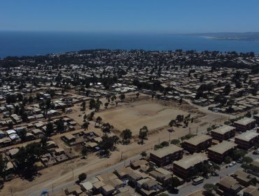 Abogado de dueños del terreno de la megatoma en San Antonio niega "intransigencia" y asegura que hay "ánimo irrestricto a negociar"