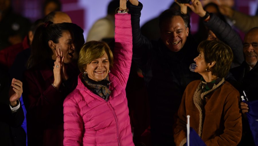 Encuesta Criteria: Kast baja, Matthei sube tres puntos y Jara mantiene primer lugar