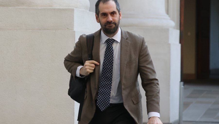 Ministro Grau calificó de "buena noticia" la nula variación del IPC en agosto: "La economía avanza en la dirección correcta"