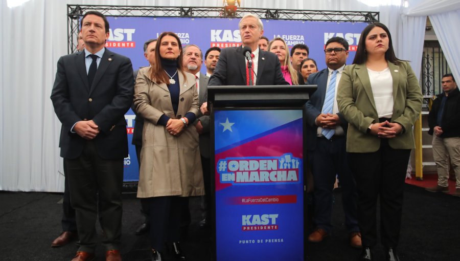 Kast presenta «Plan Marchas sin Violencia»: propone la creación de un "régimen" que exiga responsabilidad a organizadores