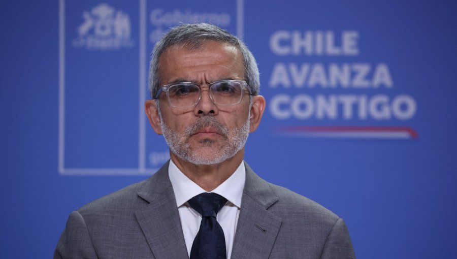 Ministro Cordero cuestiona idea de reducir la edad de imputabilidad: "El problema lo vamos a seguir teniendo"