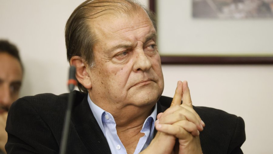 Francisco Vidal renuncia a la presidencia de TVN tras dichos de Kast sobre su rol en campaña