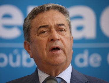 Senador Coloma apunta a que leve repunte de Matthei en las encuestas se debe a que "el comando está más ordenado"