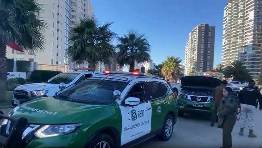 Detienen a sujetos que intentaron atropellar a carabineros tras huir de fiscalización en Concón: funcionarios utlizaron arma de servicio