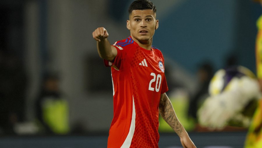 Lucas Cepeda mira con optimismo el futuro de la Roja: "Hay que colocar la bandera de Chile en lo más alto de nuevo"