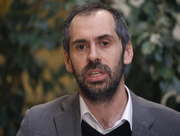 Ministro Grau critica propuesta de recorte fiscal de Kast: "No es realista pensar que va a poder hacerlo sin afectar a la ciudadanía"