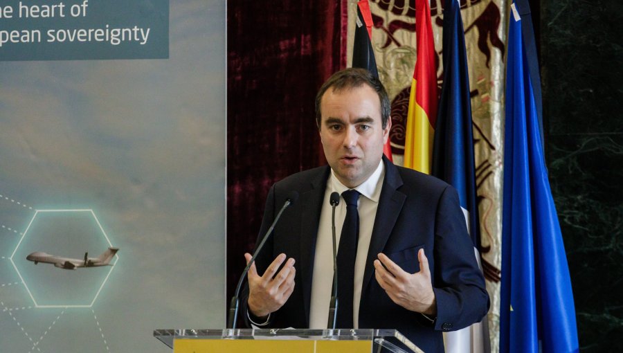 Emmanuel Macron designó a Sébastien Lecornu como nuevo primer ministro de Francia