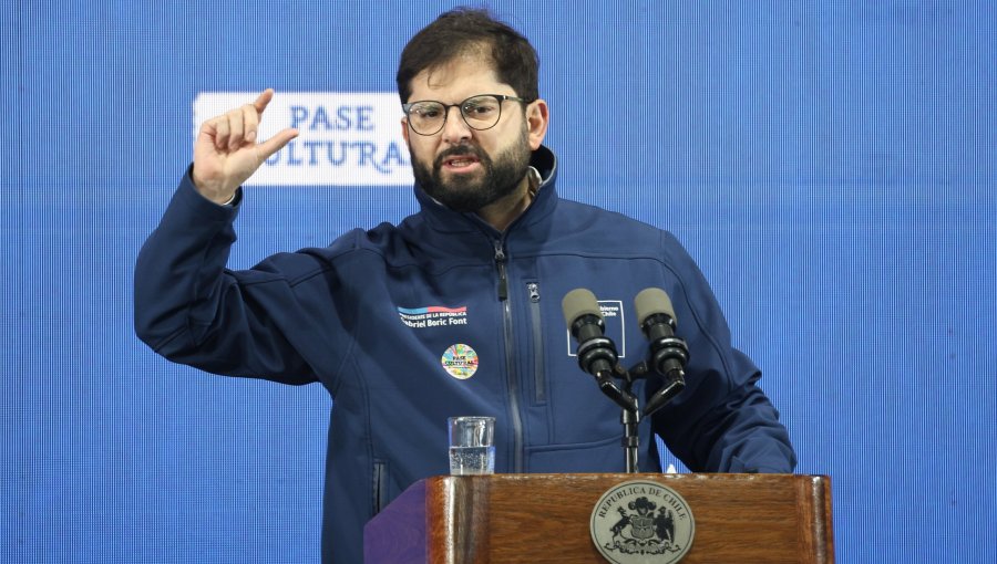 Presidente Boric llamó a que el debate se desarrolle con "altura de miras" y que "no se vea afectado por fake news"