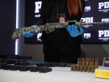 Detienen a cinco integrantes de organización criminal e incautan 800 kilos de drogas y un fusil del Ejército boliviano