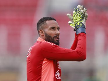 Los elogios del director técnico de Swansea a Lawrence Vigouroux por su titularidad en la Roja: "Merecidamente"