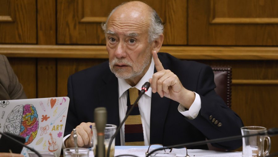 Presidente de la comisión de Salud del Senado llama a "no permitir perdonazos” tras nuevo informe de Contraloría por licencias médicas