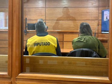 Decretan prisión preventiva para imputado por homicidio de adulto mayor en campamento de Valdivia: víctima agonizó 9 días