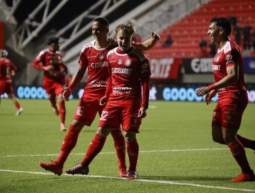 U. La Calera derrota por la cuenta mínima a Everton que se estanca en la parte baja de la tabla