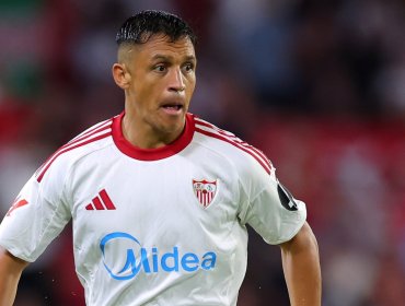Alexis Sánchez debutó con una brillante asistencia en el empate del Sevilla por la liga de España
