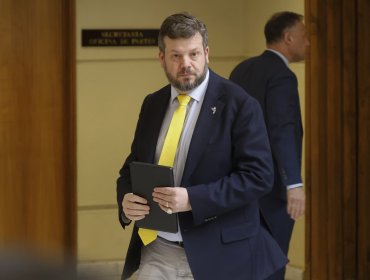 Kaiser tras diferencias en el PC por exclusión de Jadue: "Al final, usted elige a Jara y gobierna Carmona"