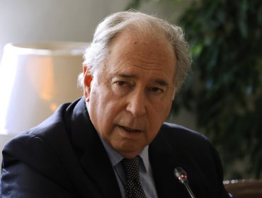 Embajador de Chile en Estados Unidos califica de “muy preocupante” la violencia actual que se vive en el país norteamericano