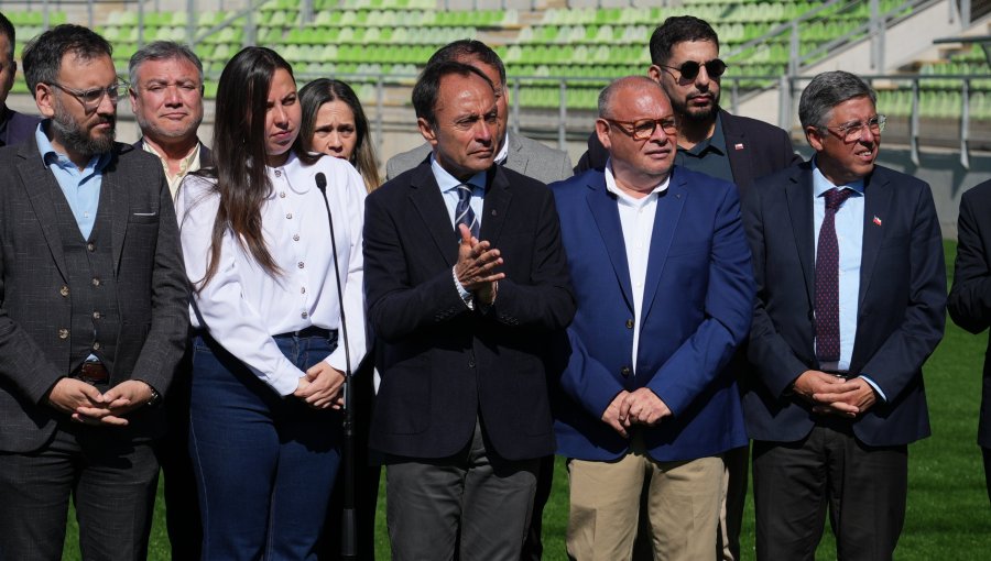 "Estadio Elías Figueroa presenta varias mejoras": El ministro Jaime Pizarro se refiere a las obras en estadios para el Mundial Sub 20