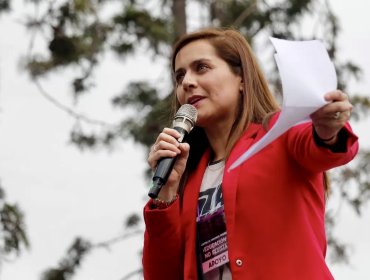 Corte rechaza recurso que pedía a Natalia Valdebenito abstenerse de hacer chistes sobre la tragedia minera en El Teniente