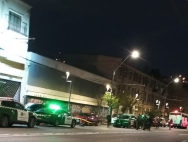 Detienen a delincuente que participó en asalto a carnicería en Valparaíso: ladrón terminó herido de bala en su mano