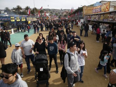 Pese a cuestionamientos, Zapallar mantendrá ordenanza que aplica toque de queda para menores de edad durante Fiestas Patrias