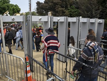 Con detectores de metales, drones y cámaras resguardarán la seguridad de los miles de asistentes a las fondas en Valparaíso y Viña