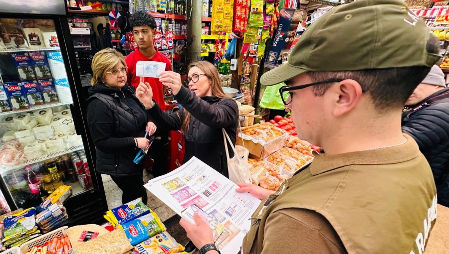 «Conoce tu dinero»: Banco Central y Carabineros lanzan en Valparaíso una campaña para reconocer billetes falsificados