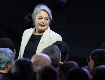 Encuesta Criteria: Jara en primer puesto, Kast baja y Matthei sigue tercera pero acortando distancia