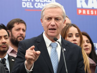 José Antonio Kast exige a Eduardo Artés rectificar sus dichos: "Debe respetar las reglas democráticas"
