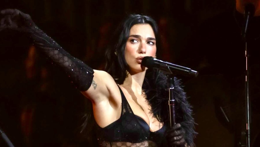 Dua Lipa despidió a su agente tras participar en boicot a grupo pro-Palestina en festival