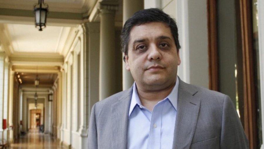 Economista David Bravo advierte falta de diagnóstico en el Gobierno frente al desempleo y criticó la falta de conciencia del Ejecutivo