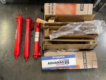 Aduanas frustra envío de 239 kilos de resina de cannabis ocultos en gatas hidráulicas provenientes de EE.UU.