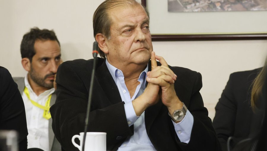 Francisco Vidal asegura que su renuncia a TVN no fue por críticas de José Antonio Kast