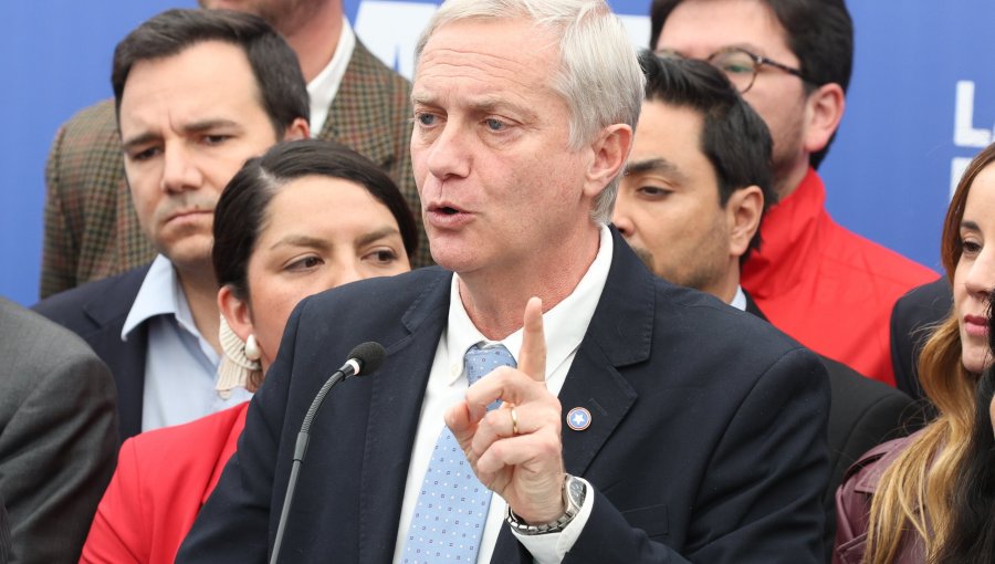 José Antonio Kast presenta plan contra la inmigración ilegal: propone fin del empadronamiento y expulsión de indocumentados