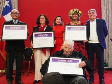Premio Margot Loyola 2025 reconoce a destacadas figuras de la cultura popular chilena