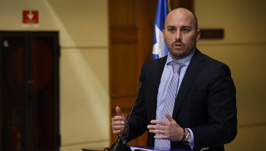 Diputado Andrés Longton presenta agenda contra el comercio ilícito y el crimen organizado
