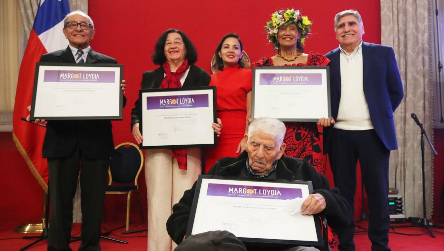 Premio Margot Loyola 2025 reconoce a destacadas figuras de la cultura popular chilena