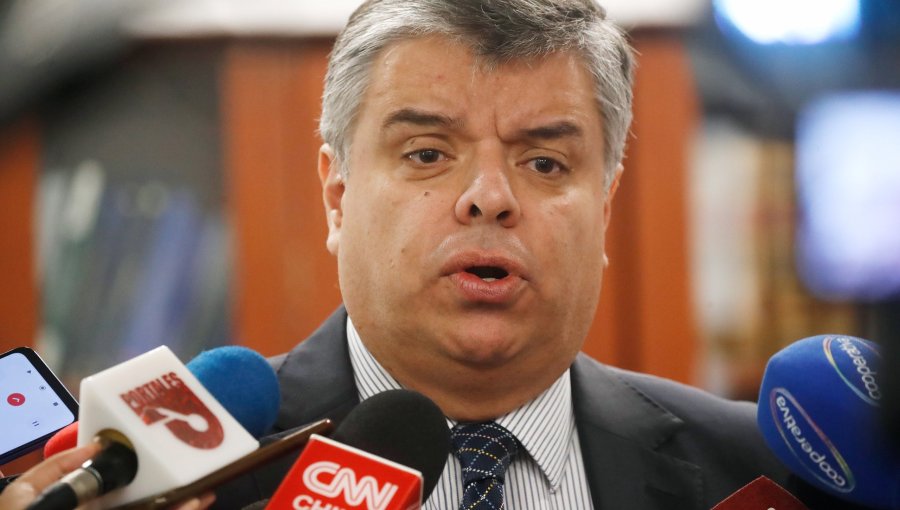 SII responde a críticas de Etcheberry: “Provocan dolor”, afirma director jurídico