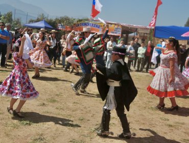 Exitoso modelo de concesionar fondas convirtió a Limache en la fiesta gratuita más grande de la región de Valparaíso