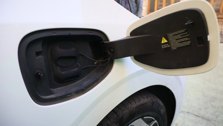 Explota la oferta de autos eléctricos y precios caen cerca de $10 millones