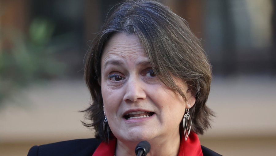 Vocera de Jeannette Jara reconoció la demora en la entrega del programa definitivo de la candidata