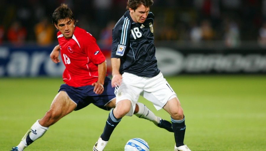 Marco Estrada aseguró que Bielsa le pidió perdón tras recordado reto en la Roja: "No se había dado cuenta que había unos micrófonos"