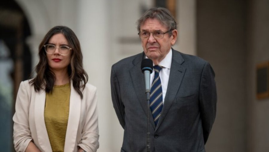 Jaime Gazmuri debuta como presidente de TVN con férrea defensa a su nombramiento
