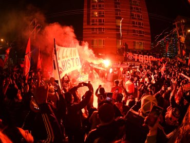 Universidad de Chile por incidentes en banderazo: "Como club estamos respondiendo por los daños"